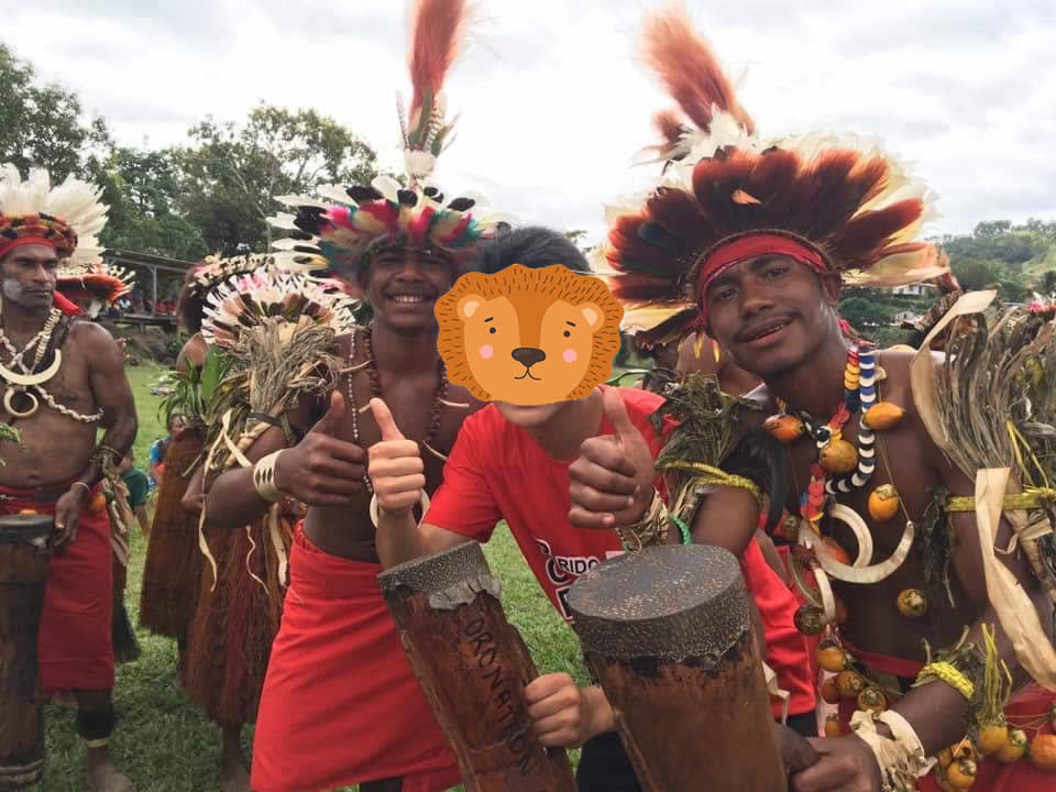 パプアニューギニア3日目：リゴ村で楽器と踊りで歓迎
